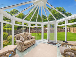 Sunroom- click for photo gallery